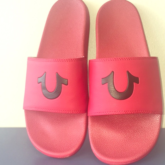 red true religion slides
